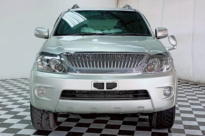 TOYOTA 4WD 2006 2.7V AT FORTUNER SILVER  6692 full