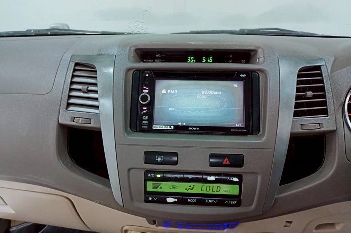 TOYOTA 4WD 2006 2.7V AT FORTUNER SILVER  6692 full