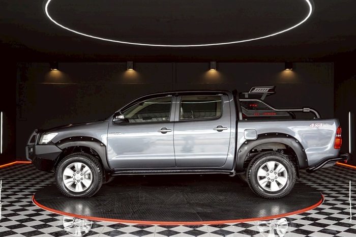 VIGO 4WD 2014 2.7E AT DOUBLE CAB DARK GREY  7903 full