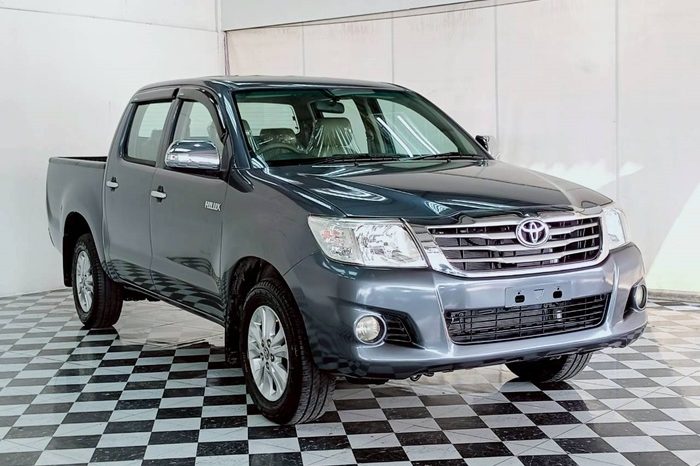 VIGO 2WD 2014 2.7E MT DOUBLE CAB DARK GREY  7903 full
