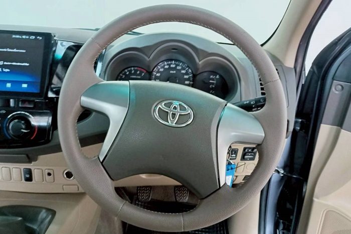 VIGO 2WD 2014 2.7E MT DOUBLE CAB DARK GREY  7903 full