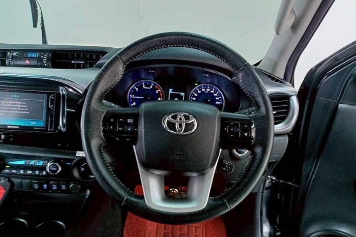 REVO 4WD 2020 2.8G AT DOUBLE CAB BLACK  8985 full