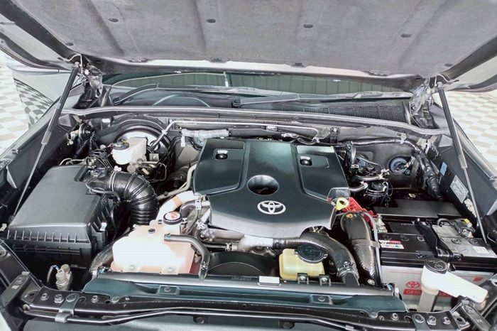 REVO 4WD 2020 2.8G AT DOUBLE CAB BLACK  8985 full