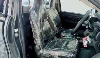 REVO 4WD 2019 2.8J MT STANDARD DARK GREY  9139 full