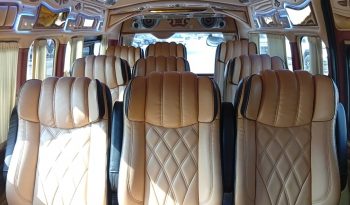 TOYOTA 2WD 2019 3.0 MT COMMUTER SILVER  9014 full