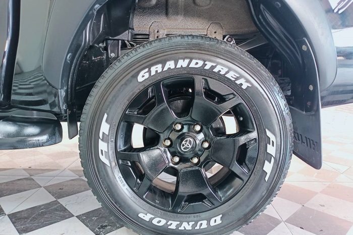 ROCCO PRE 2019 2.8G AT DOUBLE CAB BLACK  339 full