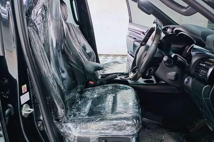 ROCCO PRE 2019 2.8G AT DOUBLE CAB BLACK  339 full