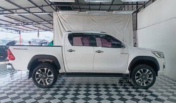 REVO PRE 2019 2.4E AT DOUBLE CAB WHITE  1455 full