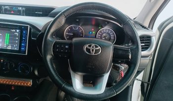 REVO PRE 2019 2.4E AT DOUBLE CAB WHITE  1455 full