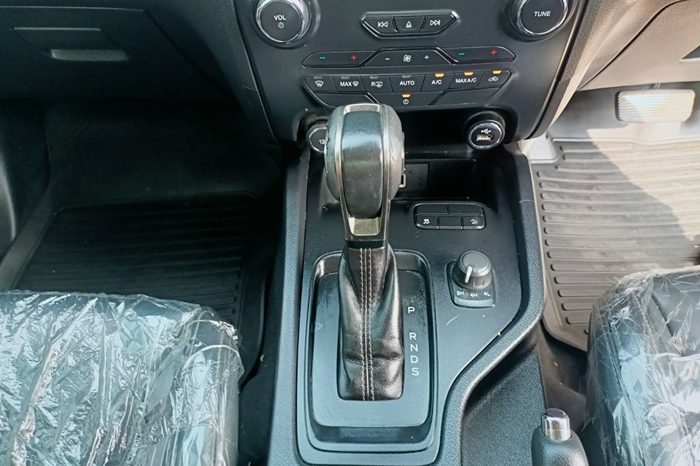 FORD 4WD 2019 2.0 AT DOUBLE CAB BLACK  4555 full