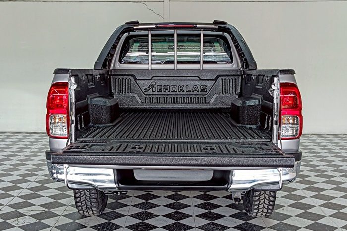 REVO 2WD 2019 2.4J MT STANDARD SILVER  1359 full