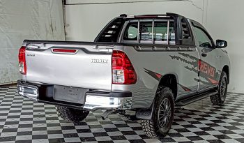 REVO 2WD 2019 2.4J MT STANDARD SILVER  1359 full