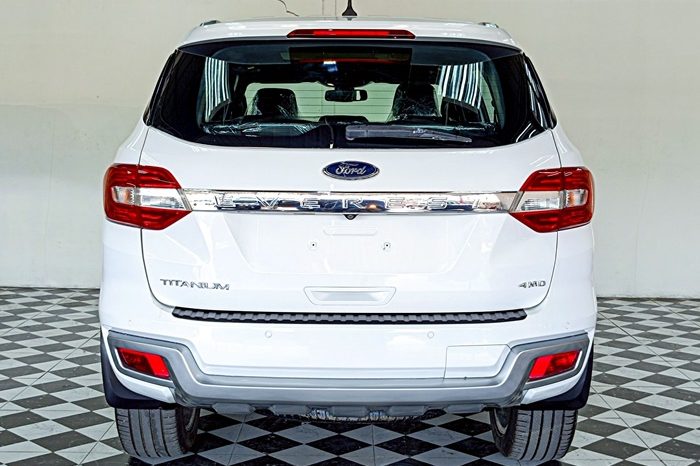FORD 4WD 2019 3.2 AT EVEREST WHITE  2982 full