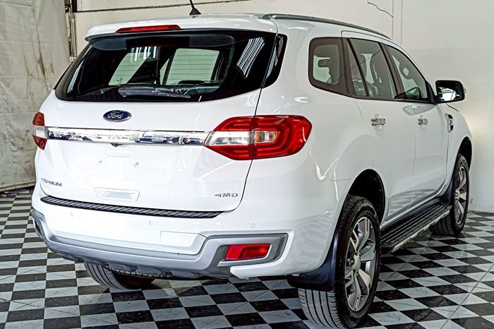 FORD 4WD 2019 3.2 AT EVEREST WHITE  2982 full