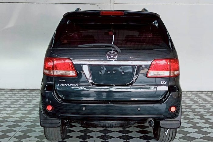 TOYOTA 4WD 2006 2.7V AT FORTUNER BLACK  439 full