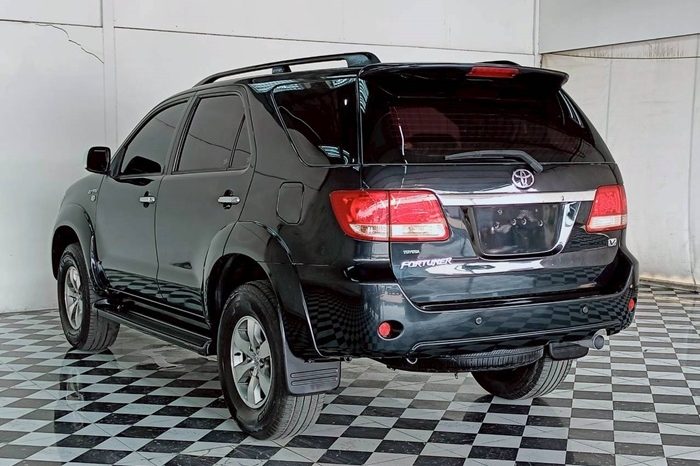 TOYOTA 4WD 2006 2.7V AT FORTUNER BLACK  439 full