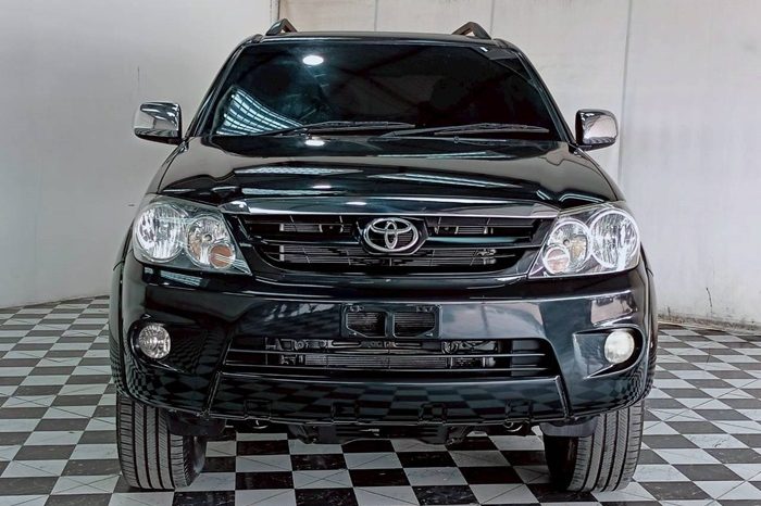 TOYOTA 4WD 2006 2.7V AT FORTUNER BLACK  439 full