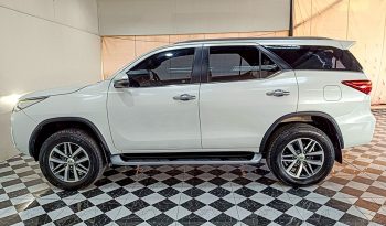 TOYOTA 4WD 2018 2.8V AT FORTUNER WHITE  5675 full