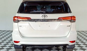 TOYOTA 4WD 2018 2.8V AT FORTUNER WHITE  5675 full