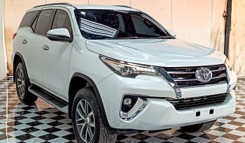TOYOTA 4WD 2018 2.8V AT FORTUNER WHITE  5675 full