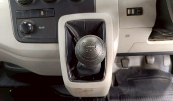 TOYOTA 2019 2WD 2.8 MT COMMUTER WHITE  5870 full