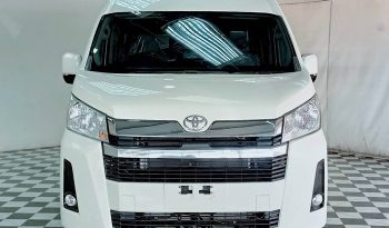 TOYOTA 2019 2WD 2.8 MT COMMUTER WHITE  5871 full