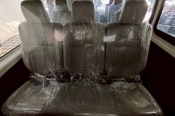 TOYOTA 2019 2WD 2.8 MT COMMUTER WHITE  5872 full