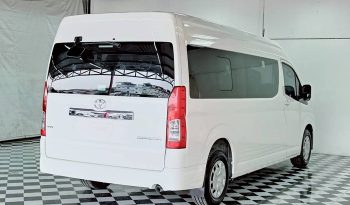 TOYOTA 2019 2WD 2.8 MT COMMUTER WHITE  5874 full