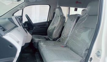 TOYOTA 2019 2WD 2.8 MT COMMUTER WHITE  5875 full