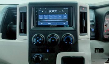 TOYOTA 2019 2WD 2.8 MT COMMUTER WHITE  5875 full