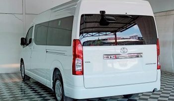 TOYOTA 2019 2WD 2.8 MT COMMUTER WHITE  5875 full