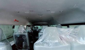 TOYOTA 2019 2WD 2.8 MT COMMUTER WHITE  5875 full