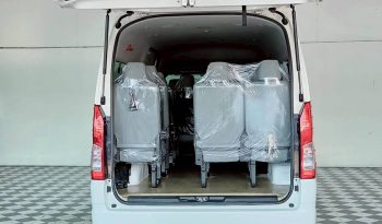 TOYOTA 2019 2WD 2.8 MT COMMUTER WHITE  5875 full