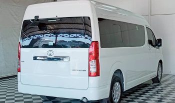 TOYOTA 2019 2WD 2.8 AT COMMUTER WHITE  5876 full