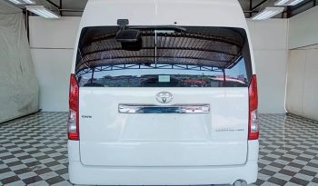 TOYOTA 2019 2WD 2.8 AT COMMUTER WHITE  5876 full