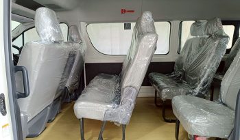 TOYOTA 2019 2WD 2.8 MT COMMUTER WHITE  5877 full