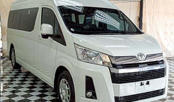 TOYOTA 2019 2WD 2.8 MT COMMUTER WHITE  5877 full