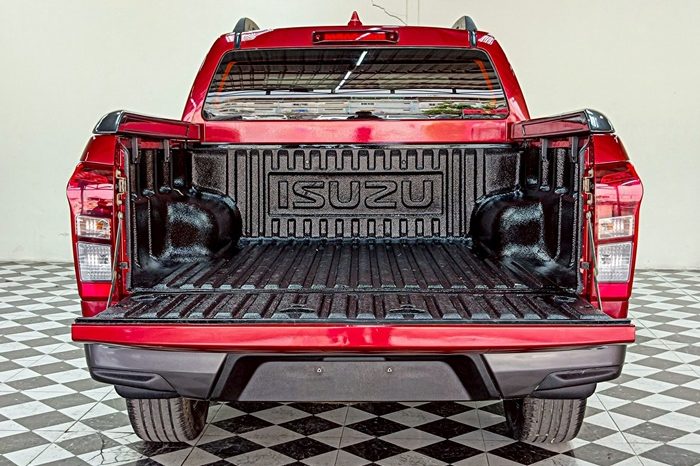 ISUZU 4WD 2019 3.0 AT DOUBLE CAB RED  9114 full