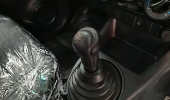 REVO 2WD 2023 2.4J MT STANDARD SILVER  3208 full