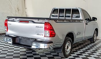 REVO 2WD 2023 2.4J MT STANDARD SILVER  3208 full