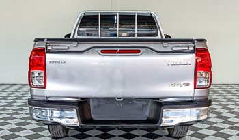 REVO 2WD 2023 2.4J MT STANDARD SILVER  3208 full