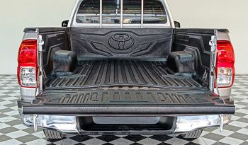 REVO 2WD 2023 2.4J MT STANDARD SILVER  3208 full