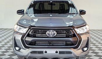 REVO 2WD 2023 2.4J MT STANDARD SILVER  3208 full