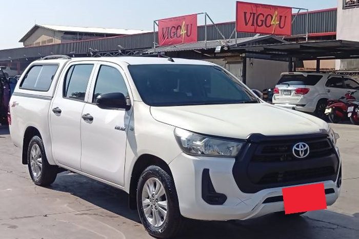 REVO 2WD 2020 2.4MID AT DOUBLE CAB WHITE  9721 full