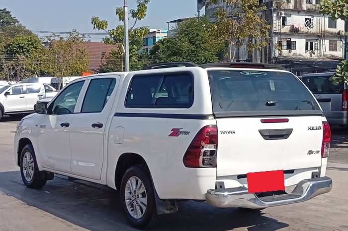 REVO 2WD 2020 2.4MID AT DOUBLE CAB WHITE  9721 full