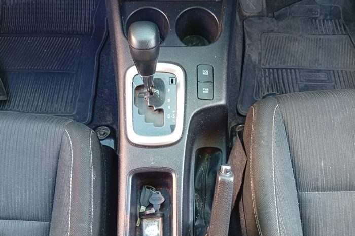 REVO PRE 2021 2.4 ENTRY AT DOUBLE CAB WHITE  1846 full