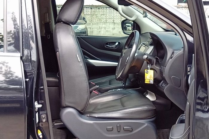 NISSAN 2020 4WD 2.5 AT DOUBLE CAB BLACK  9633 full