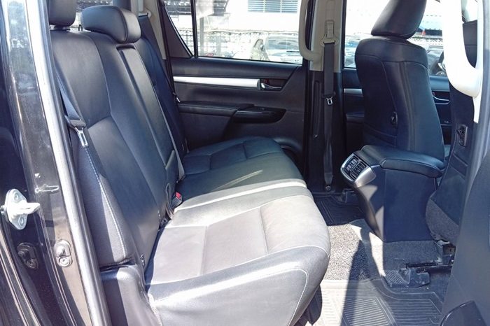 REVO 4WD 2020 2.8G AT DOUBLE CAB BLACK  402 full