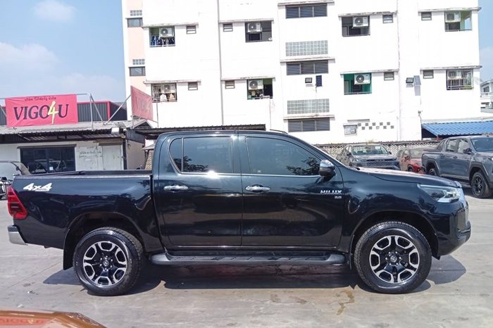 REVO 4WD 2020 2.8G AT DOUBLE CAB BLACK  402 full