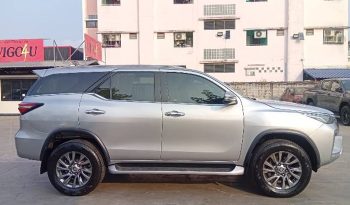 TOYOTA 4WD 2020 2.4V AT FORTUNER SILVER  6062 full